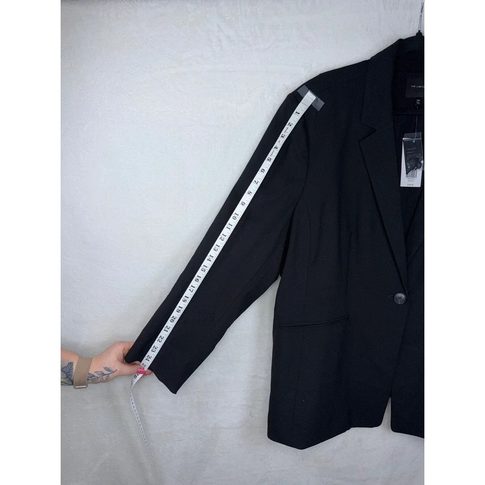 NWT The Limited Modern Essential Yearround Black Blazer Jacket 24W‎